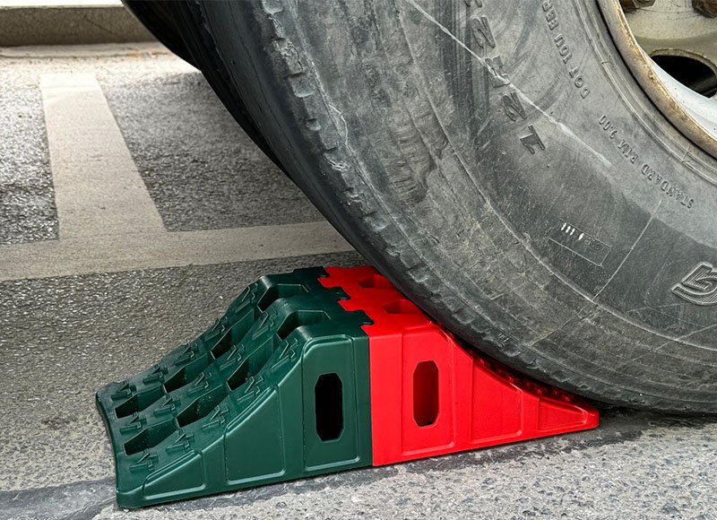 RV WHEEL CHOCK
